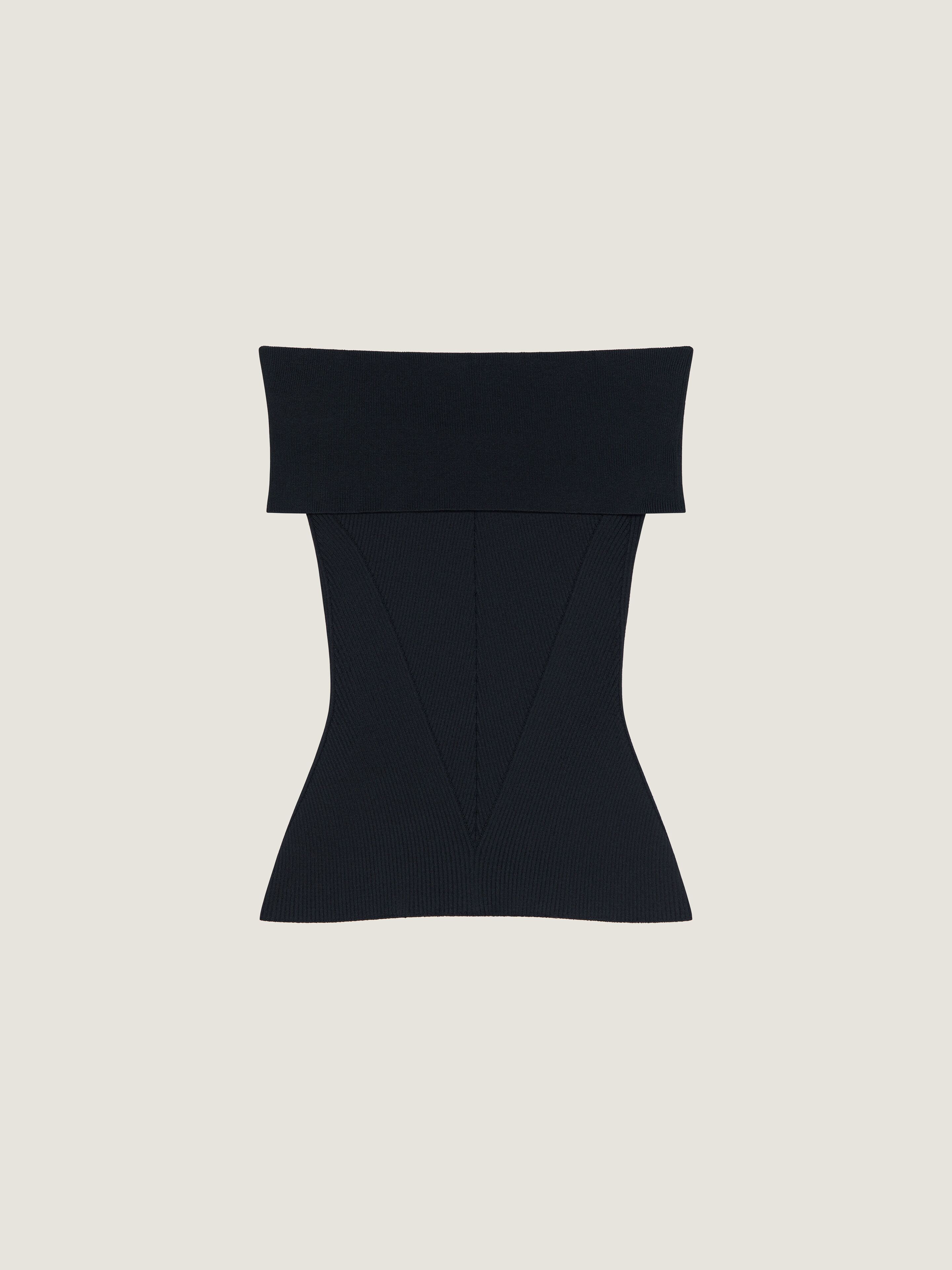 Slim fit off-the-shoulder top